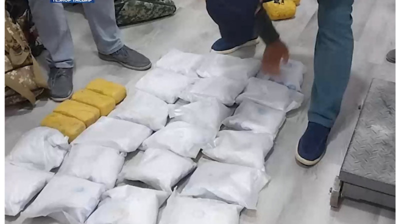Около 90 кг наркотиков пытались провезти в Узбекистан из Таджикистана