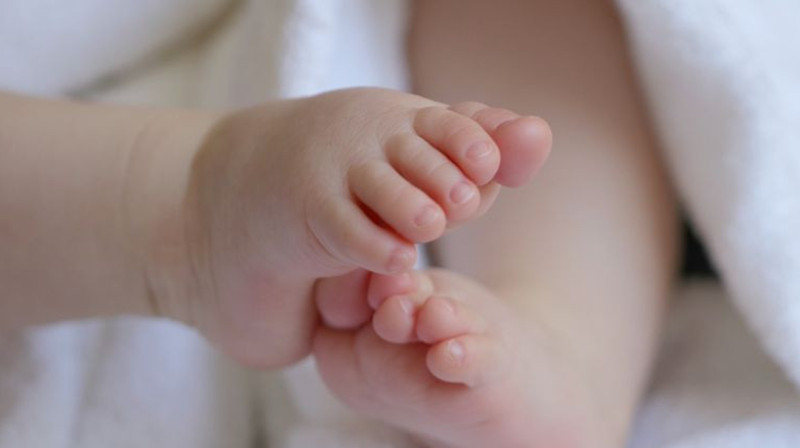 Женщина похитила младенца из роддома и попыталась скрыться на мотоцикле