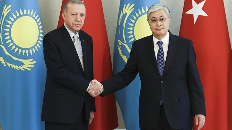 Токаев и Эрдоган обсудили ситуацию в секторе Газа