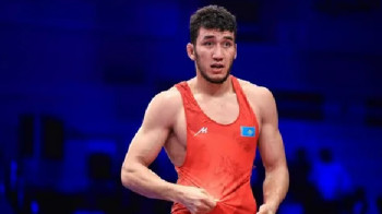 19-летний казахстанский борец возглавил мировой рейтинг