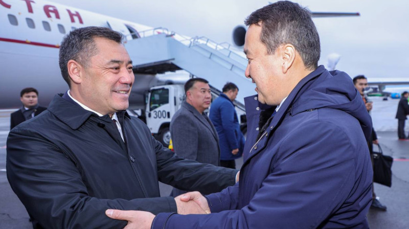 В Астану прибыл президент Кыргызстана