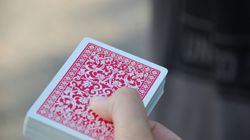 Запрет на рекламу букмекерских контор введут в Казахстане