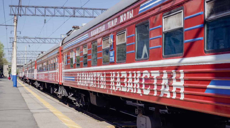 Медицинский поезд начал свою работу в Туркестанской области