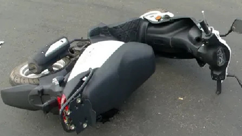 Под колёсами мопеда погибла женщина в Алматы (видео)