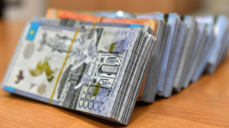 Расходы госбюджета выросли на более 15 триллионов тенге в Казахстане