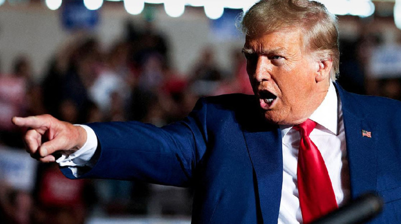 Трамп явился на слушание в Нью-Йорке по делу о стоимости своих активов