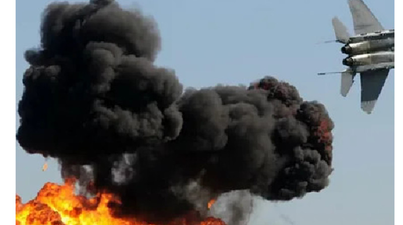 Израиль атаковал с воздуха военные объекты палестинской группировки