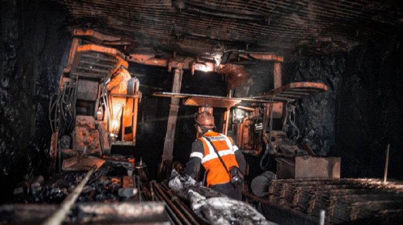 Карагандинские шахтёры высказались о реальных зарплатах погибших горняков