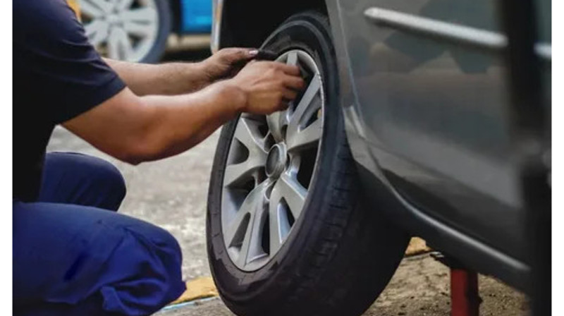 Когда нужно "переобуть" авто в Алматы?