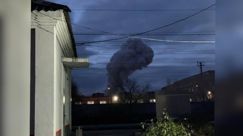 На заводе в Волгограде произошел взрыв