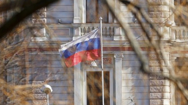 Российских дипломатов могут ограничить в передвижениях по Евросоюзу