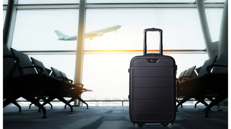 Россиянку депортировали из Казахстана за нарушение закона