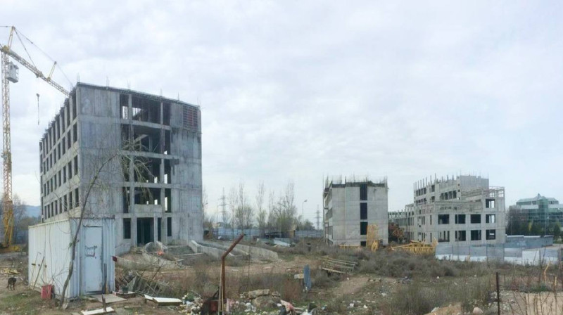 Долгострои проверят в Алматы