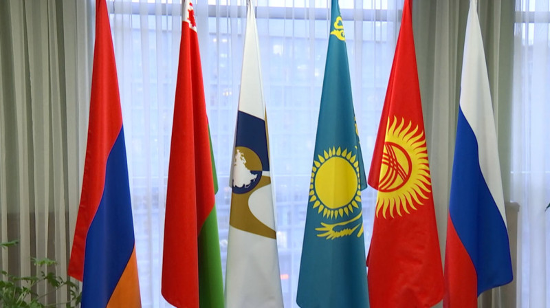 ЕЭК на два года продлила беспошлинный ввоз электромобилей в государства-члены ЕАЭС