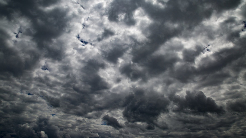 Штормовое предупреждение сохраняется в ряде регионов Казахстана