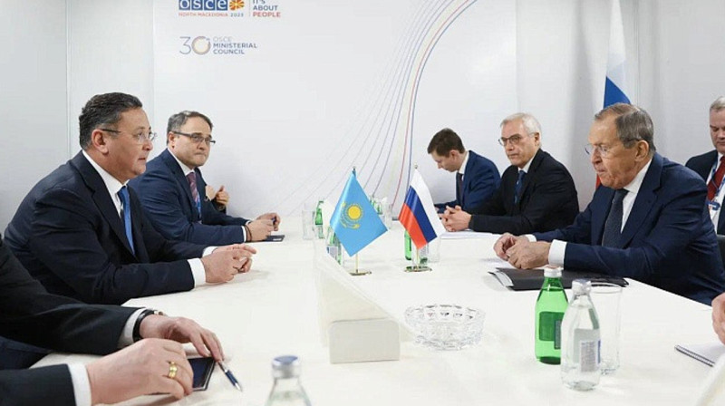 Главы МИД Казахстана и России обсудили взаимодействие в ОБСЕ