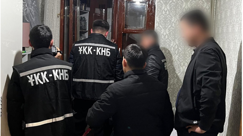Расширить полномочия КНБ в борьбе с экстремизмом хотят в Казахстане