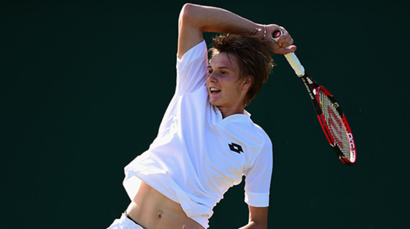 Александр Бублик выиграл у российского теннисиста на турнире в Санкт-Петербурге