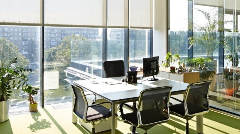 Пьяный астанчанин устроил драку в офисе, где раньше работал