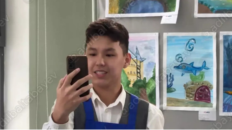 Восторг актюбинского школьника от встречи с президентом сняли на видео