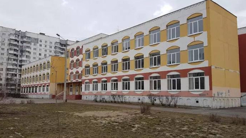 Восьмиклассница застрелила двух человек в одной из школ Брянска