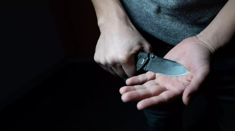 Вместо романтичного вечера - вооруженное нападение и похищение денег