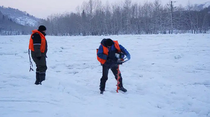 В ВКО из-за частых колебаний погодных условий на реках взрывают лед