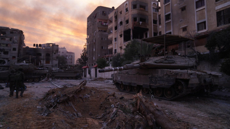 Израиль помимо сектора Газа продолжает наносить удары по территории Ливана