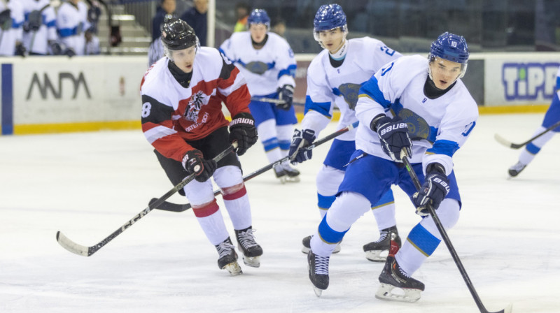 Молодежная сборная Казахстана стала победителем чемпионата мира по хоккею