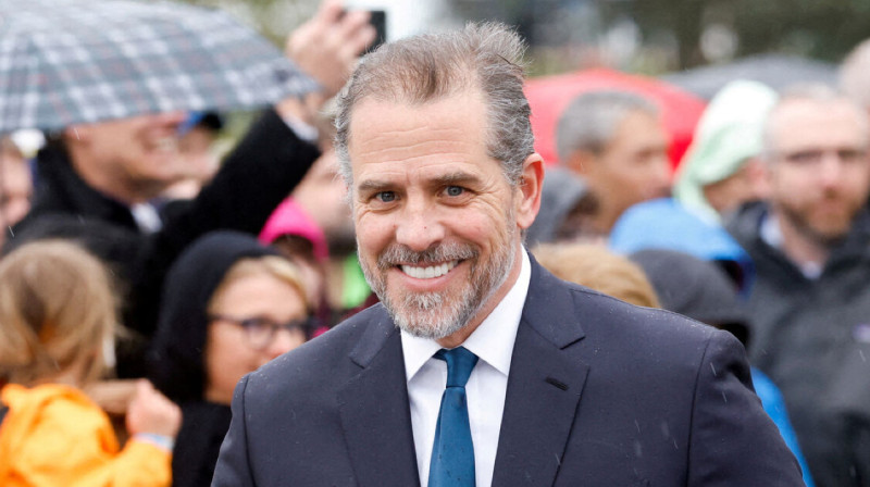 Сын Джо Байдена предстанет перед судом в январе 2024 года