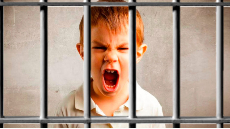 В этом году десятки тысяч казахстанцев ответили штрафом за своих чад