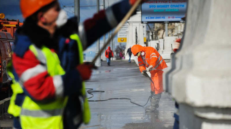 Казахстанским работникам ЖКХ подняли зарплаты в два раза
