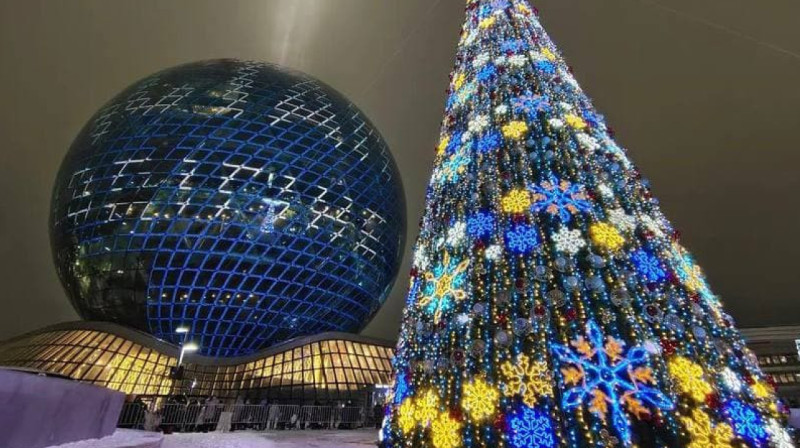 825 миллионов потратили на новогоднее украшение Астаны