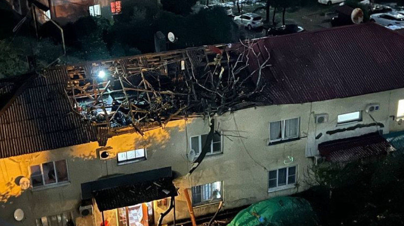 Ураганный ветер в Сочи оставил без света 11 тысяч человек