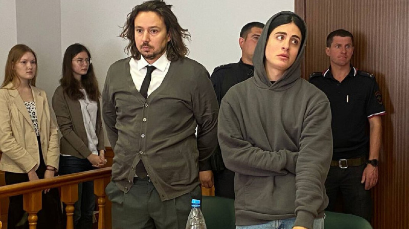 Приговор блогеру-трансгендеру адвокаты надеются обжаловать