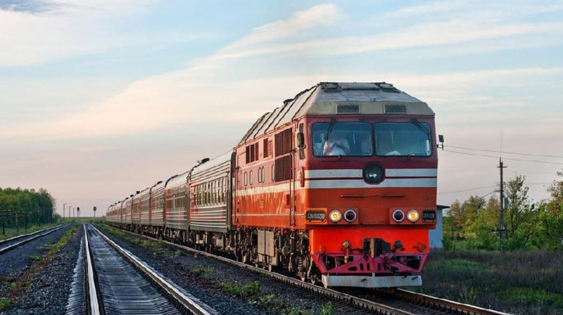 Свыше 200 человек эвакуировали пассажирским поездом с трассы Кокшетау – Астана