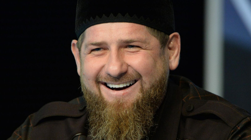 Кадыров назвал "толстым троллингом" готовность освободить украинских пленных