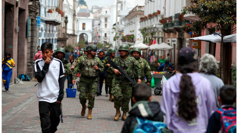 Стало известно, сколько казахстанцев находятся в Эквадоре, где вспыхнули беспорядки