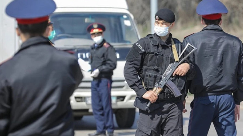 В Астане полицейские имитировали убийство ради следствия