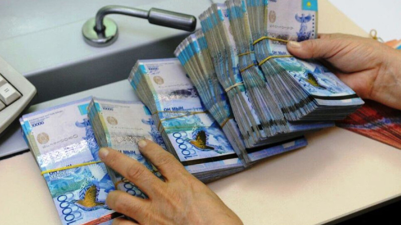 За взятки арестовали начальника административной полиции Усть-Каменогорска