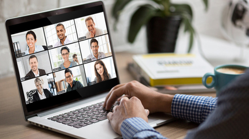 Аналог приложения Zoom создали в Казахстане спустя три года