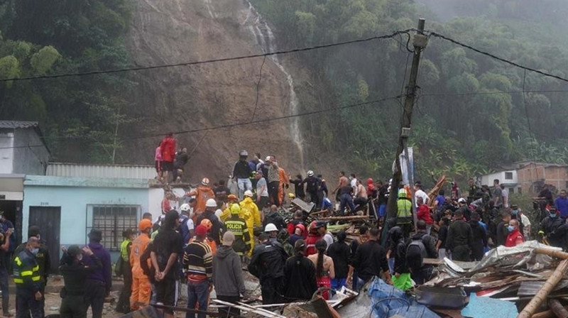 Жизнь 18 человек унесли оползни в Колумбии. ВИДЕО