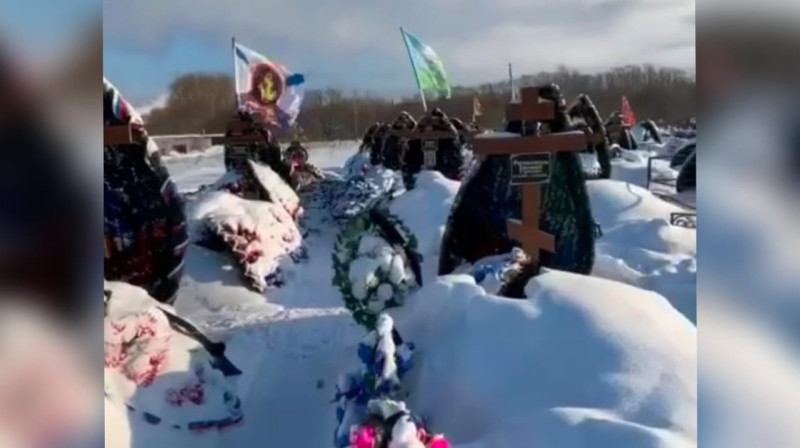 Уголовники рядом с мобилизованными: в Новочебоксарске появились свежие могилы убитых на войне. ВИДЕО