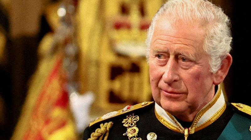 Королю Великобритании предстоит пройти курс лечения