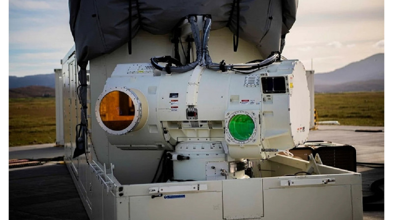 В Британии успешно испытали оружие, которое может поразить любую цель со скоростью света