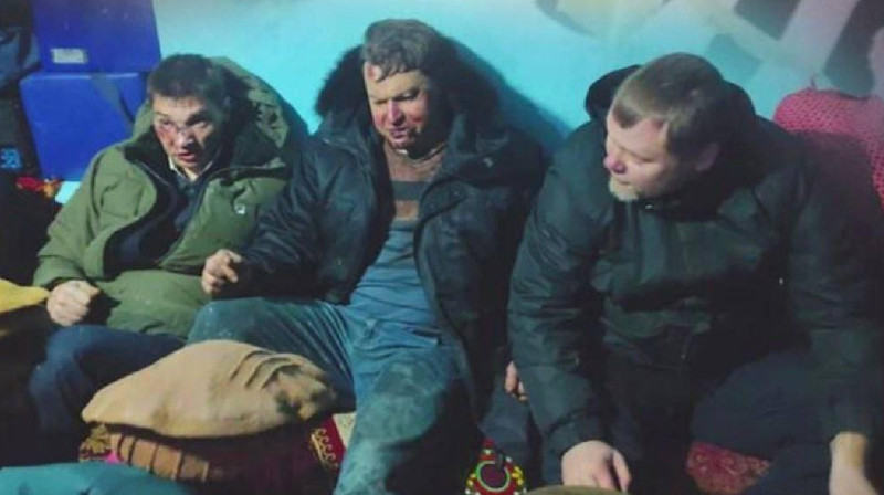 В Сети появилось фото выживших при крушении самолёта в Афганистане