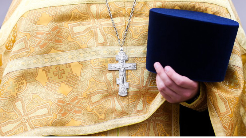 ​«Посоветовал господь» – священник присвоил $1,3 млн криптовалюты и "оправдал" свои поступки «божьей волей»