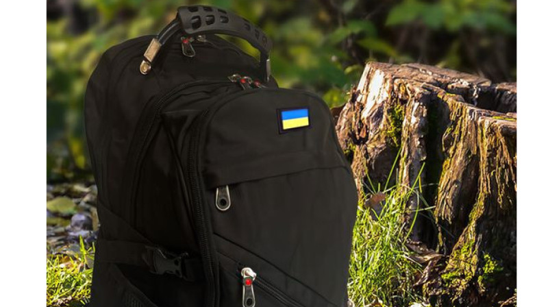 В Петербурге задержали ученую-астронома за флаг Украины на рюкзаке после доноса студента из Донецка