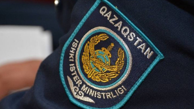Полицейские обнаружили тела мужчины и женщины в Караганде