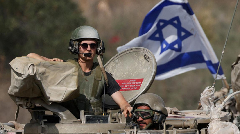 Израиль перебрасывает войска к границе с Ливаном